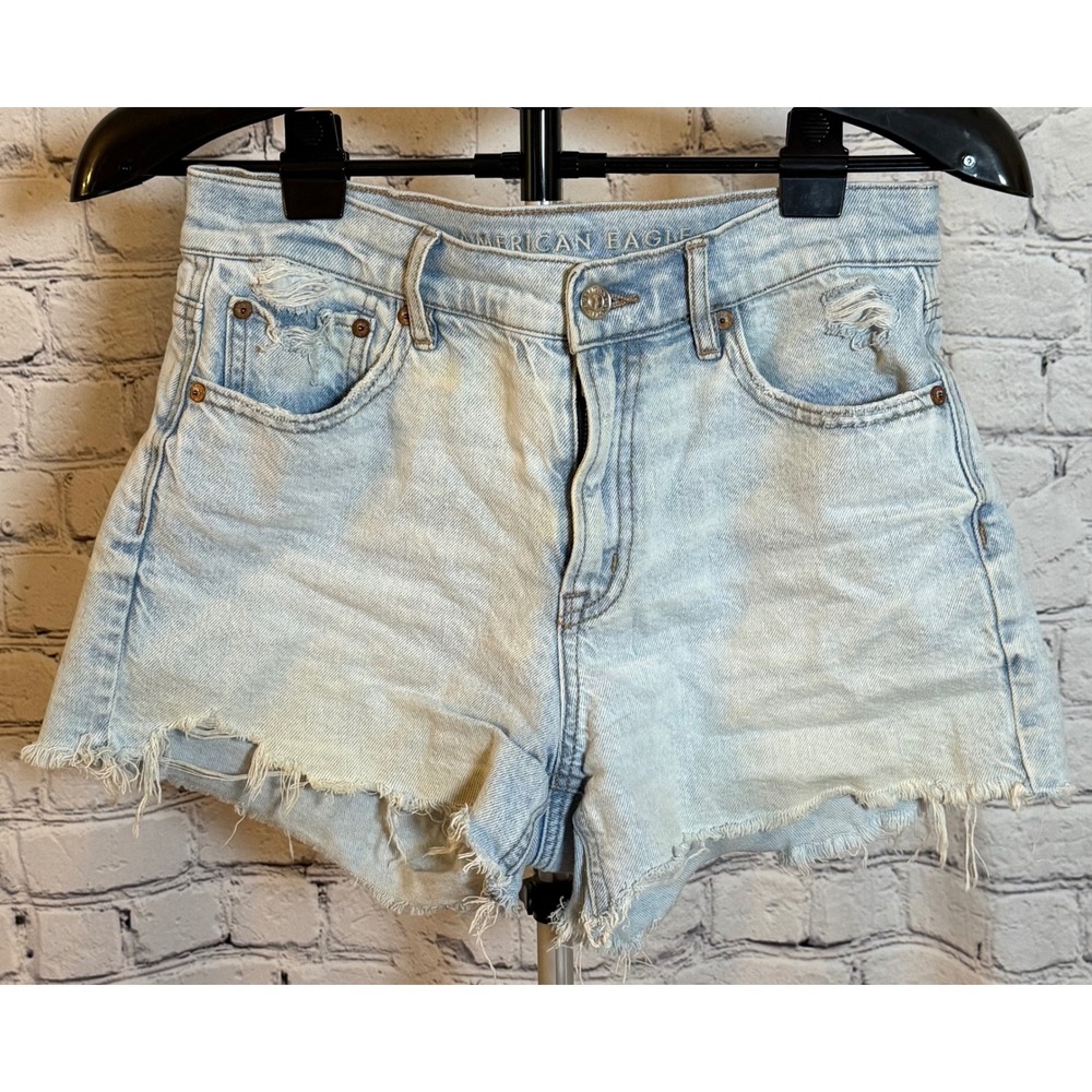 American Eagle Relaxed Shorts Light‎ Wash Distressed High Rise Denim Size 2